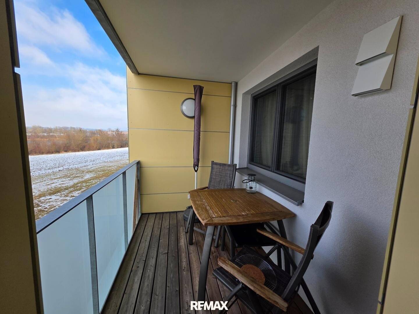 Apartment with loggia in a quiet central location
