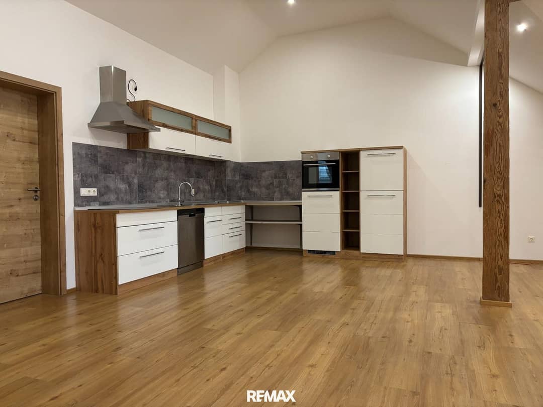 Dachgeschosswohnung 109 m² mit Terrasse
