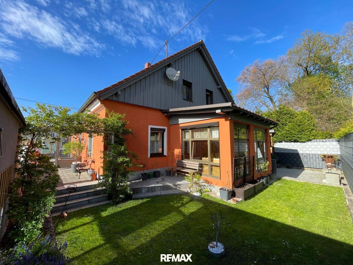 Zentral gelegenes Einfamilienhaus mit Garten
