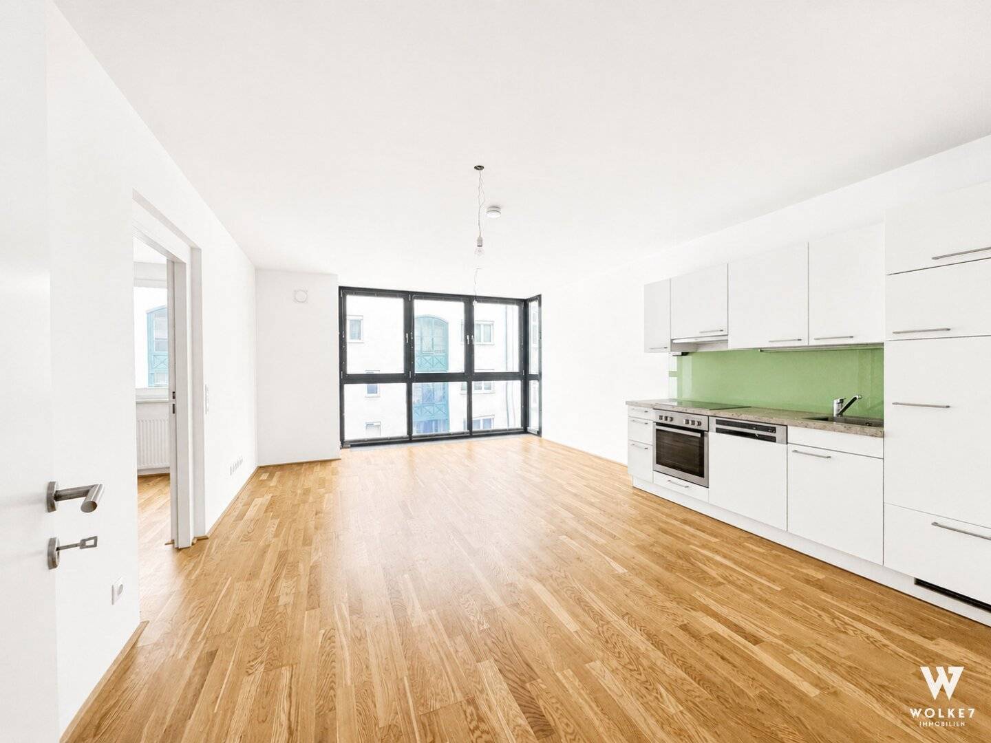Apartment near Burggasse bright and quiet