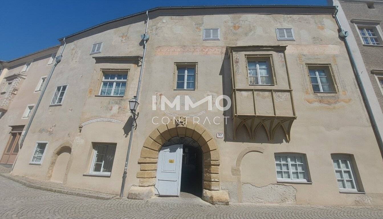 Historisches Zinshaus mit 10 Wohneinheiten