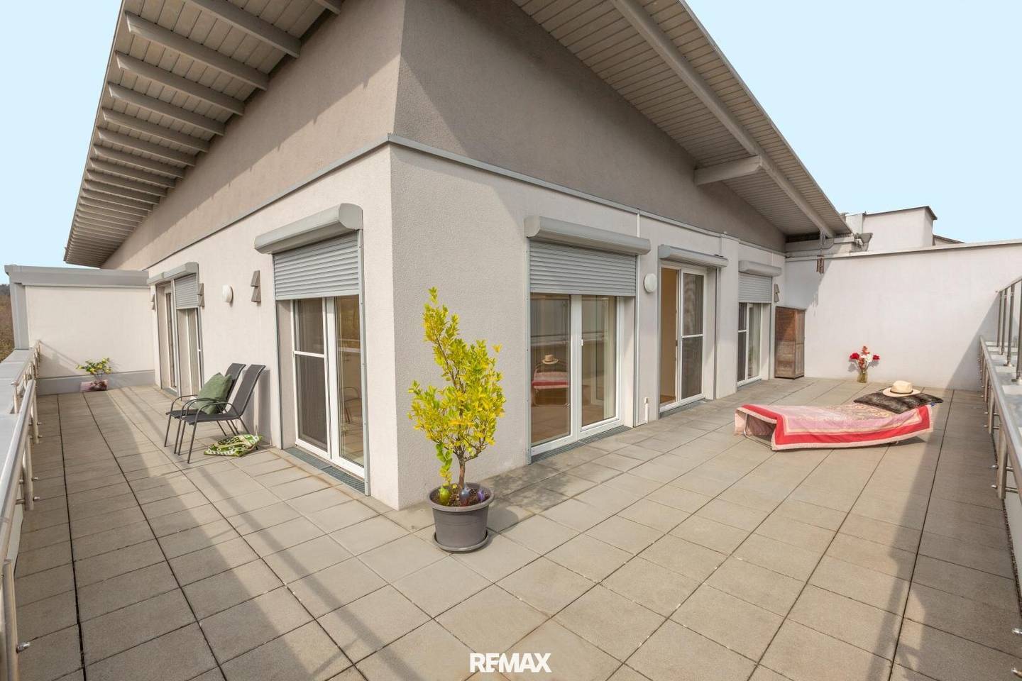 Dachgeschosswohnung mit Dachterrasse und Lift