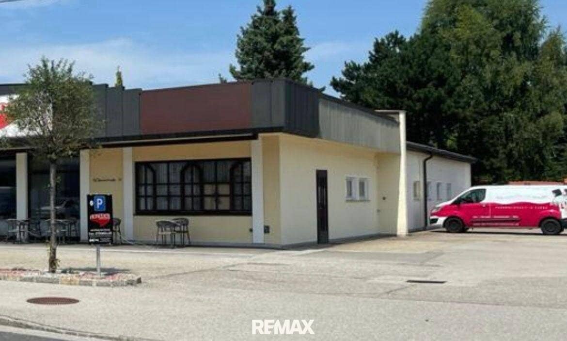 Commercial Space in Prime Location Asten