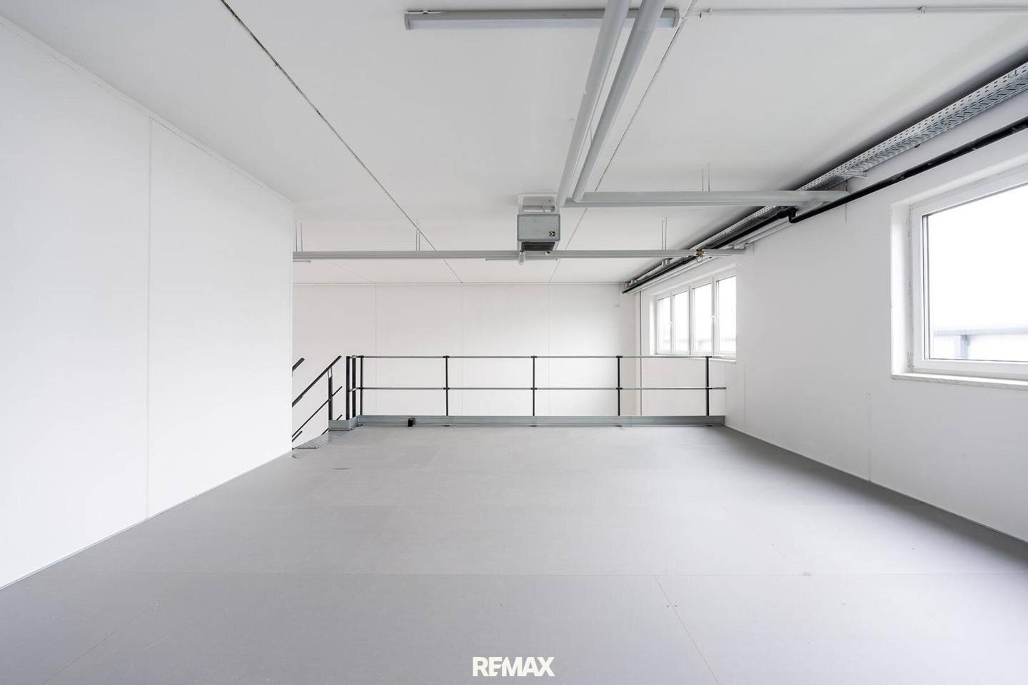 Gewerbehalle mit Mietgarantie - Ansfelden