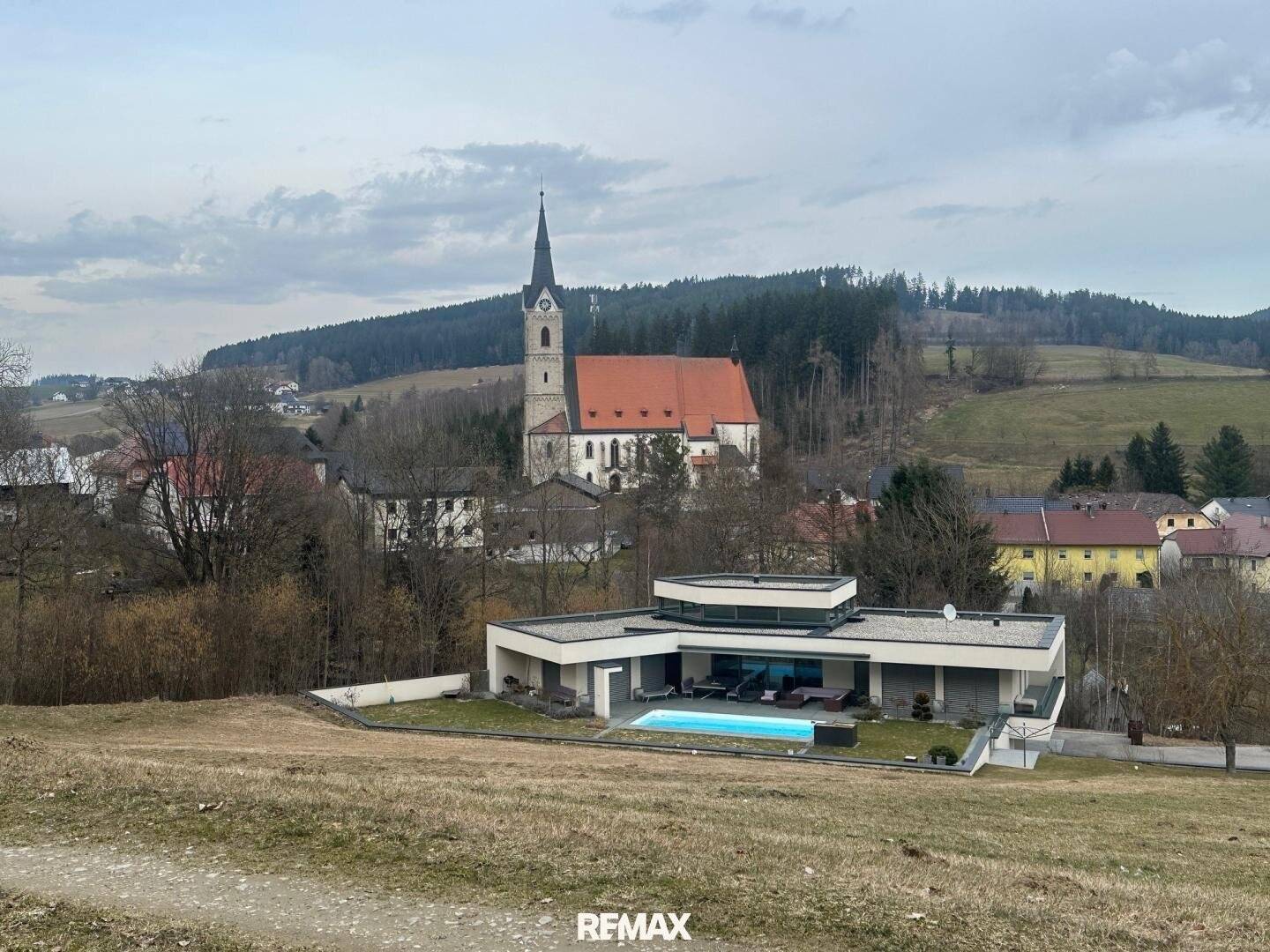 Doppelhausprojekt Reichenau: Modernes Wohnen