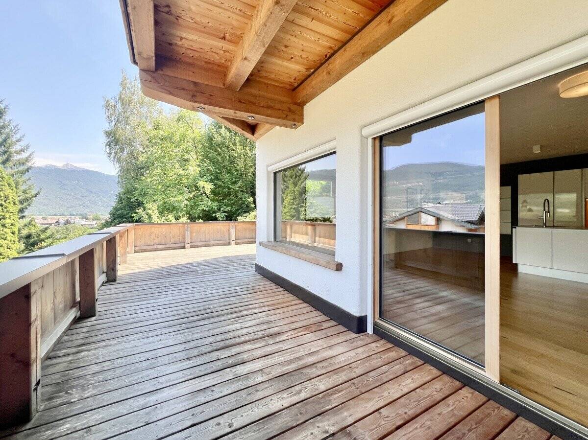 Modern Wohnung with terrace and panoramic view