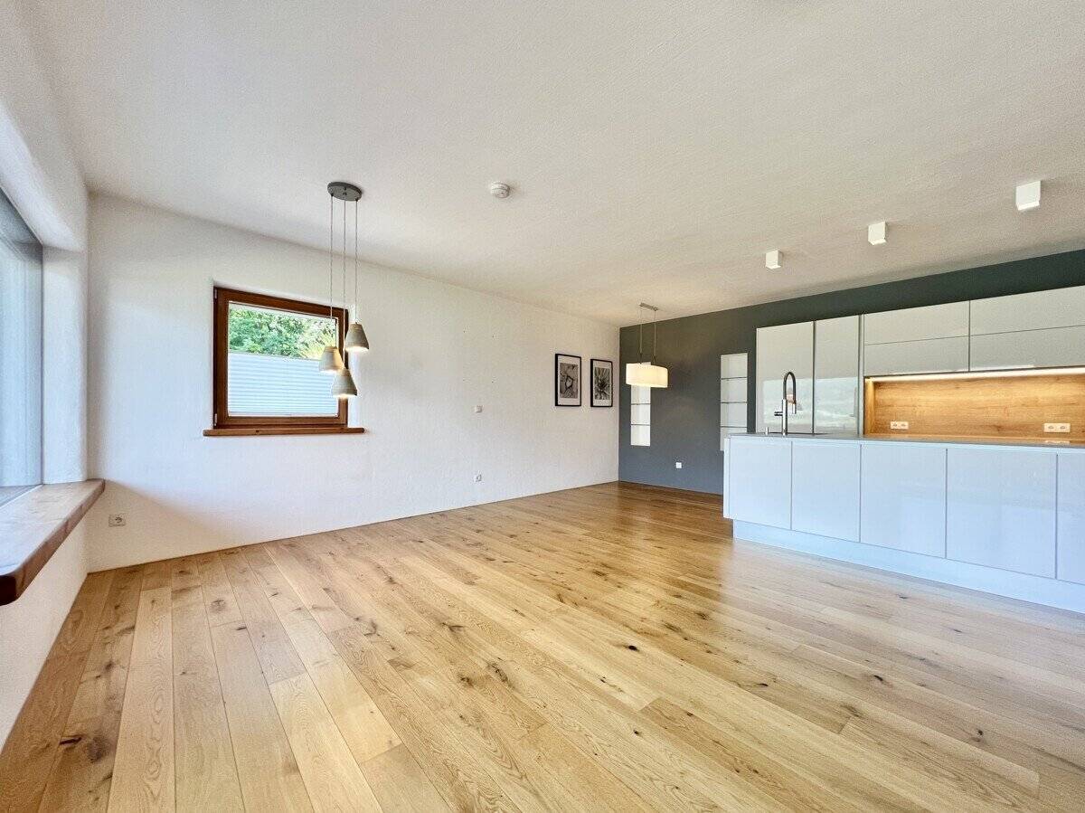 Modern Wohnung with terrace and panoramic view