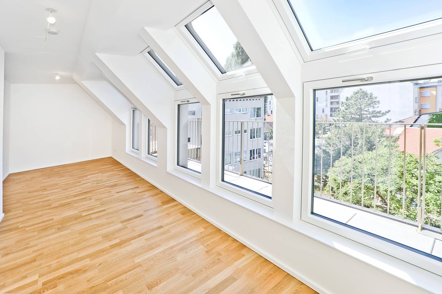 Dachgeschosswohnung Erstbezug mit zwei Terrassen