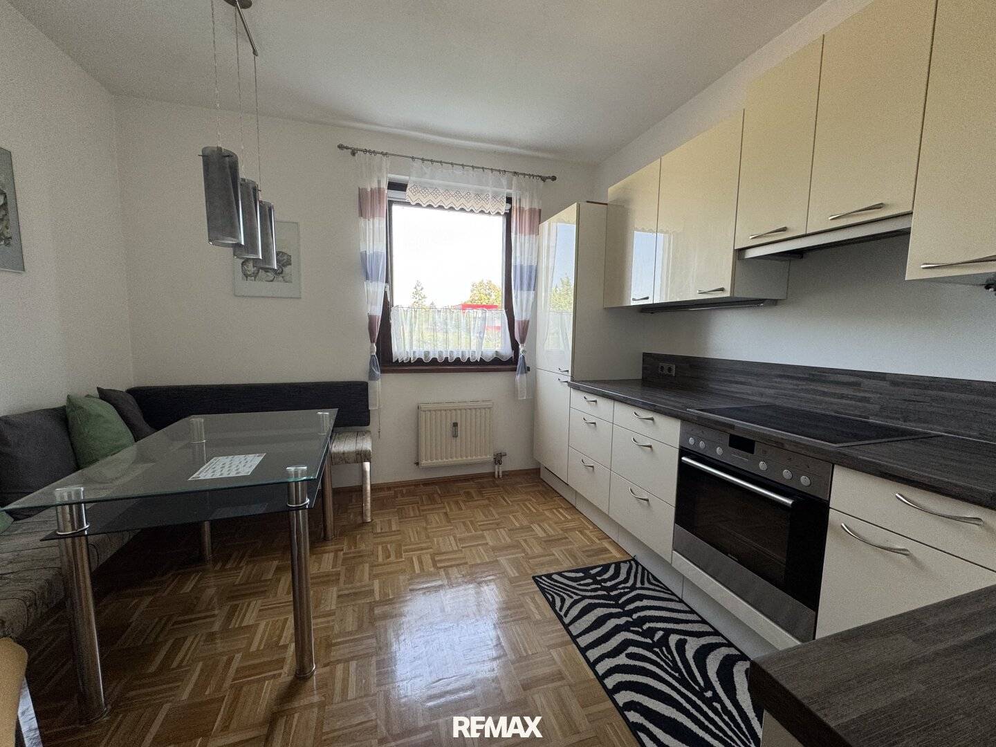 Erdgeschosswohnung mit Terrasse und Gartenanteil