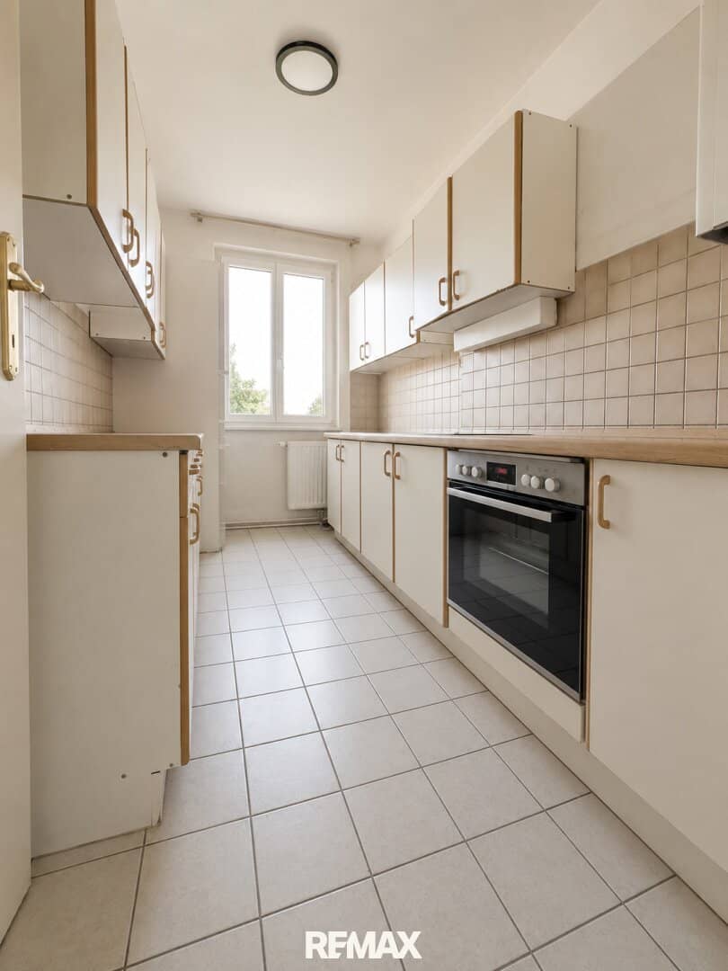 Gepflegte Wohnung mit Balkon und drei Zimmern