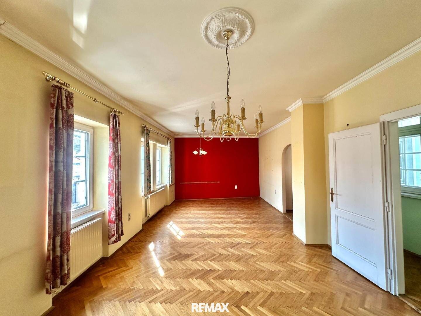 Townhouse with 364 m² Living Space in Mistelbach