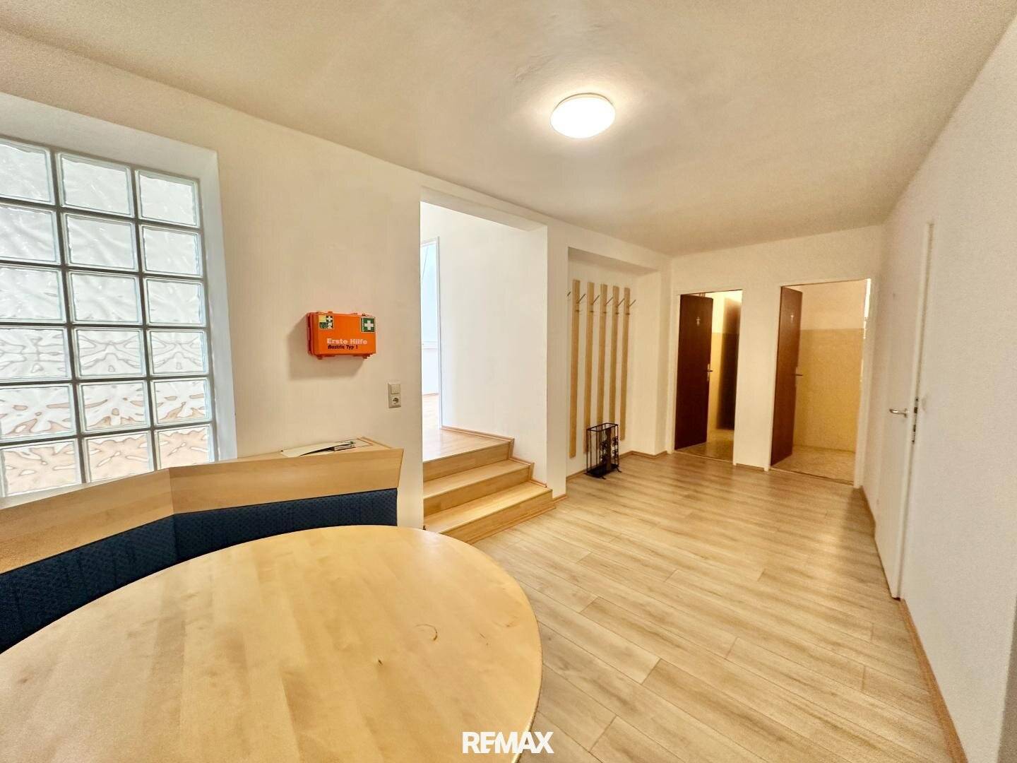 Office Space with 5 Rooms in Central Mistelbach