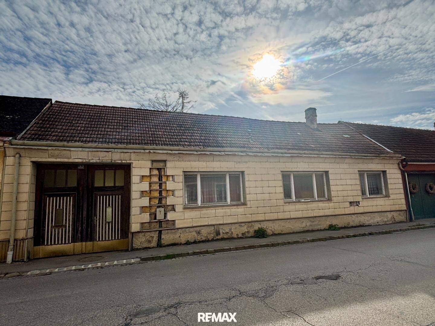 Great Potential on 756 m² – Renovation or New Build