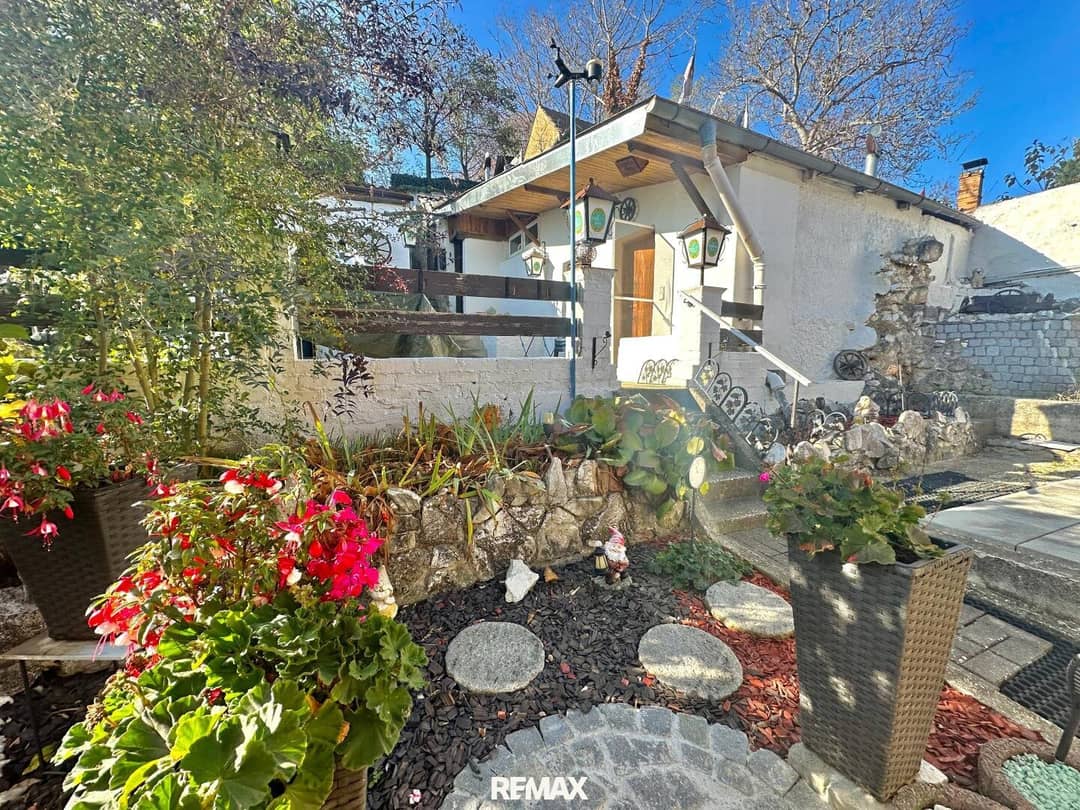 Charmantes Landhaus mit Garten und Terrasse
