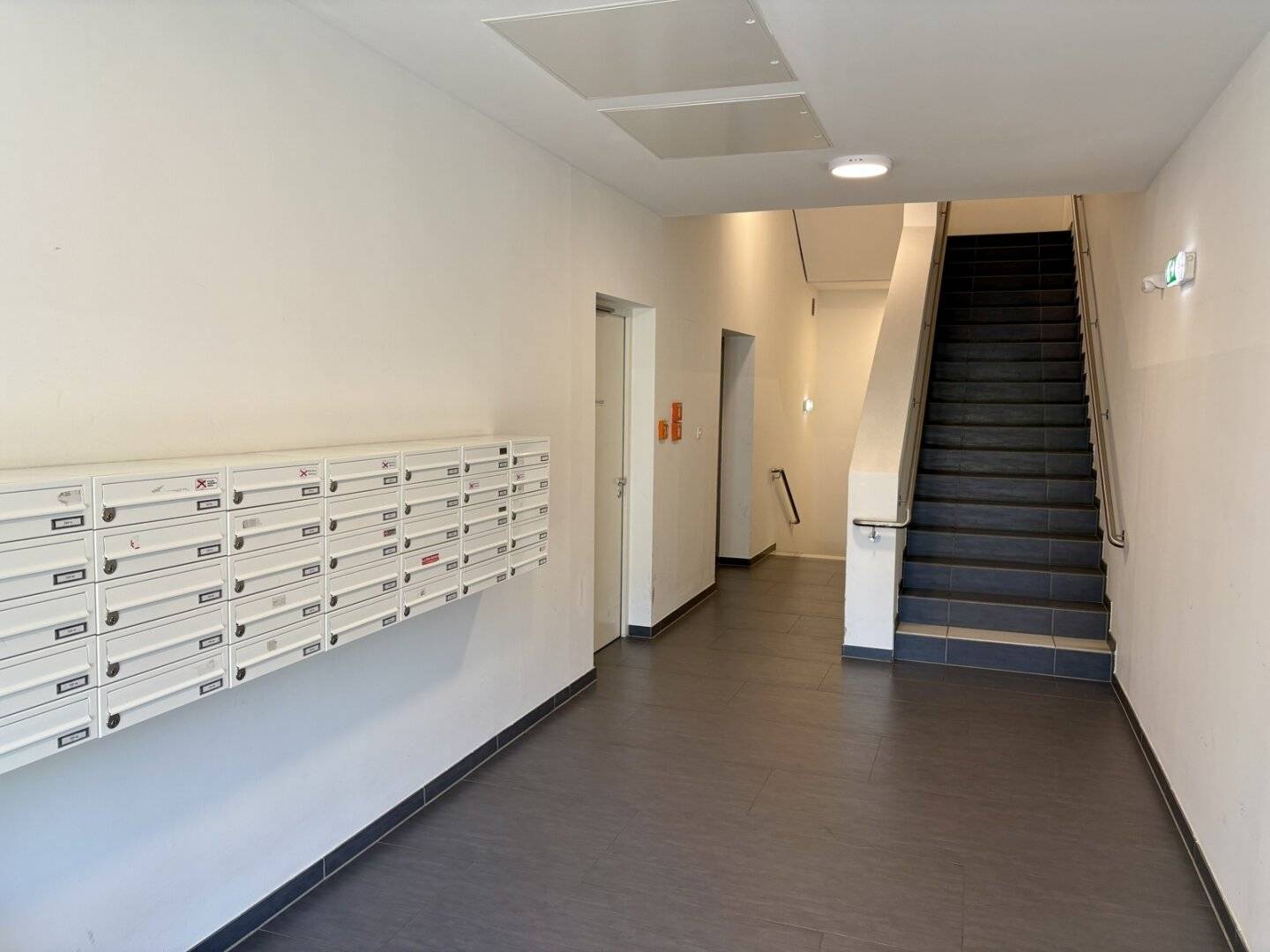 Wohnung in Stadlau mit Balkon und Einbauküche