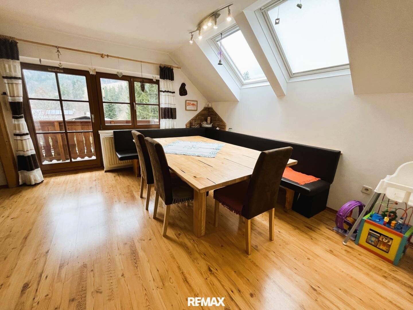Family Home with PV System in Ofenbach