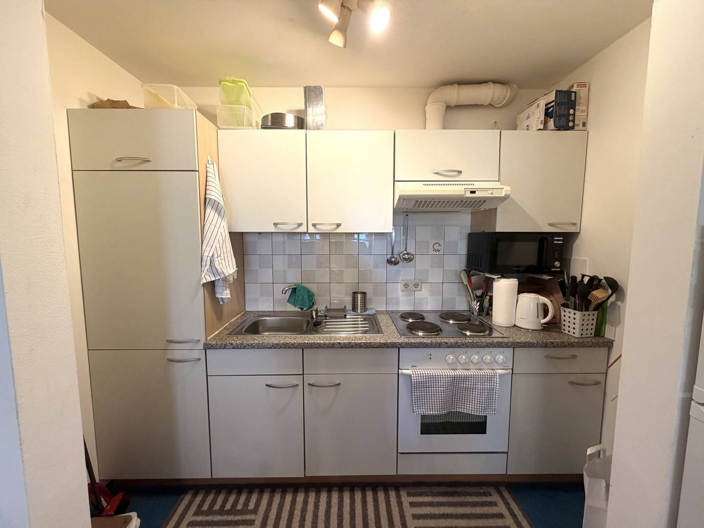 Apartment in central location with kitchen