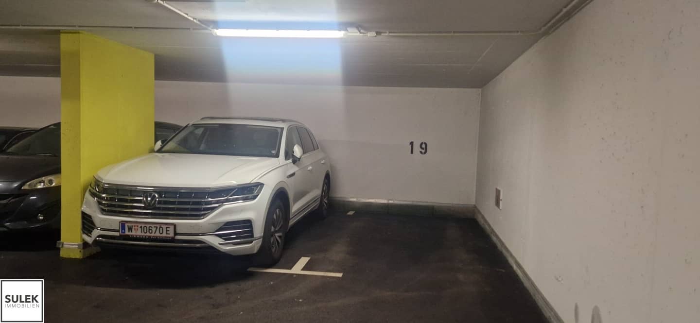 Underground Parking Space in Mollardgasse