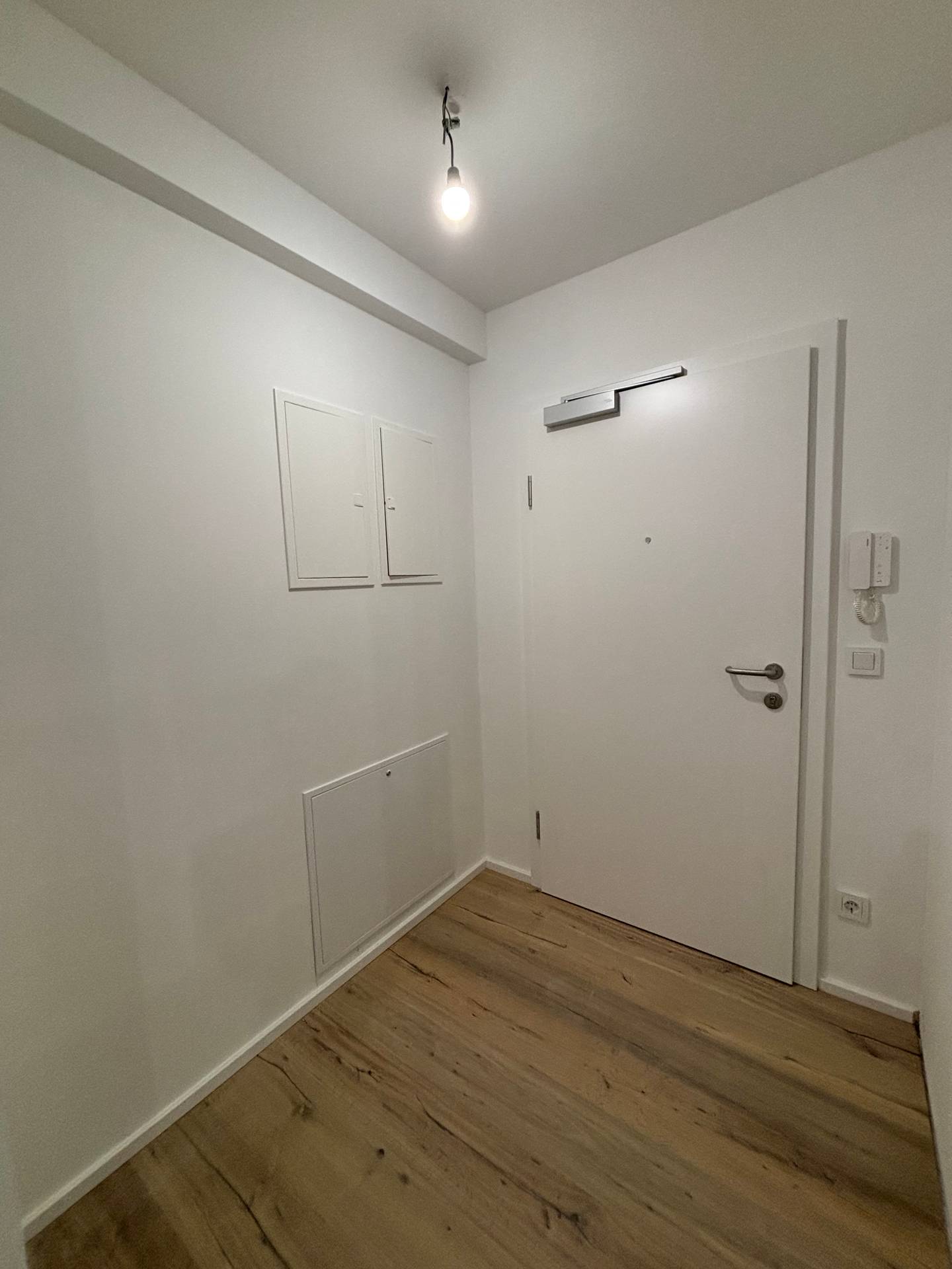 Moderne 2-Zimmer-Wohnung mit Terrasse