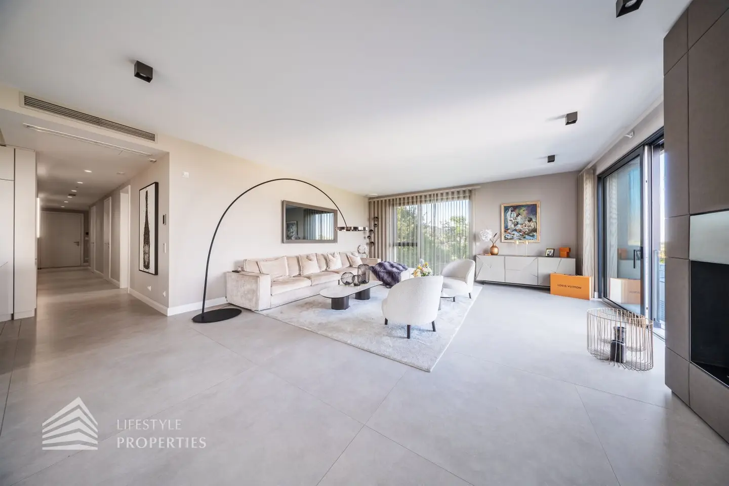 Apartment with balcony and panoramic view over Vienna
