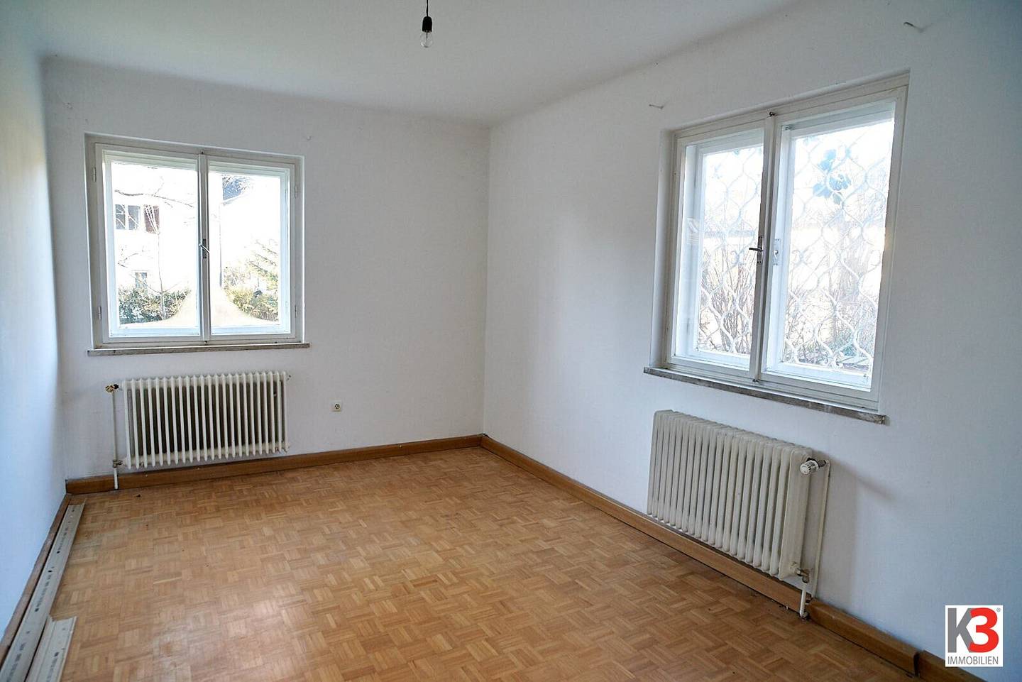 Multi-family house with garden oasis in Parsch