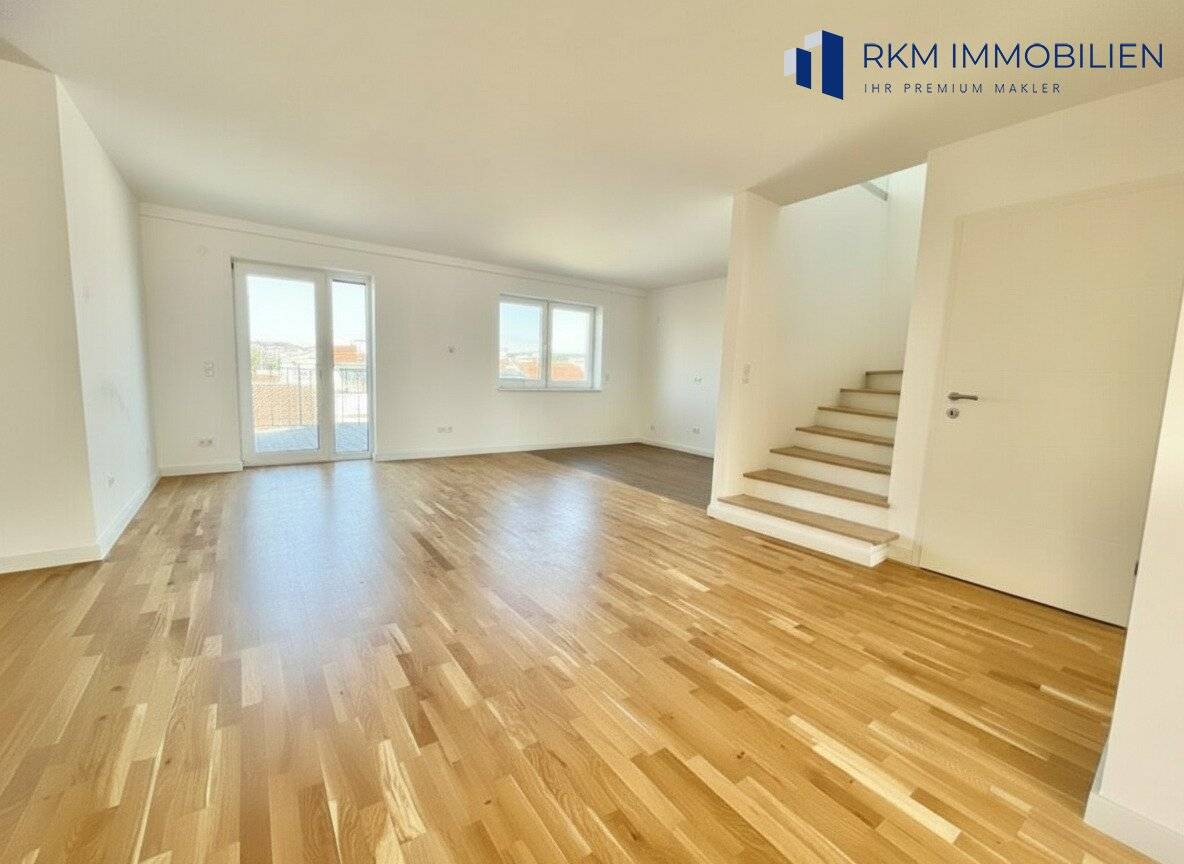 Dachgeschosswohnung First Occupancy Balcony Terrace