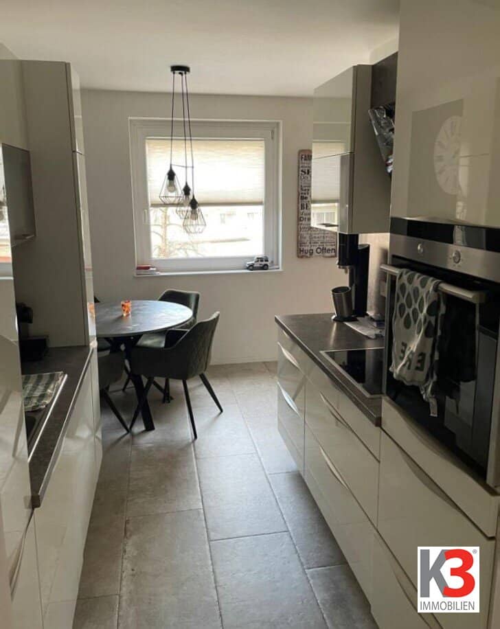 Apartment central city location balcony parking