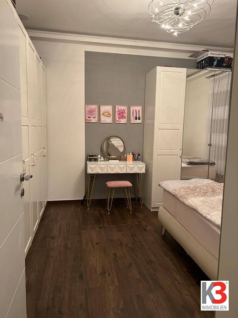 Maxglan central ground floor apartment renovated