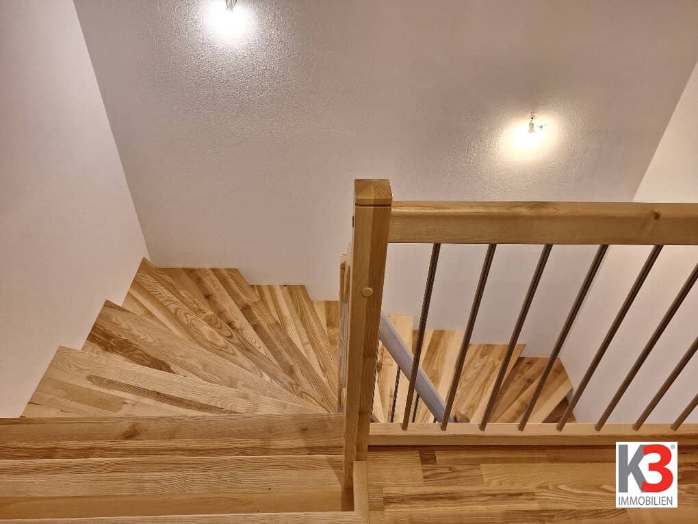 Modernes Doppelhaus mit Terrasse und Fernblick