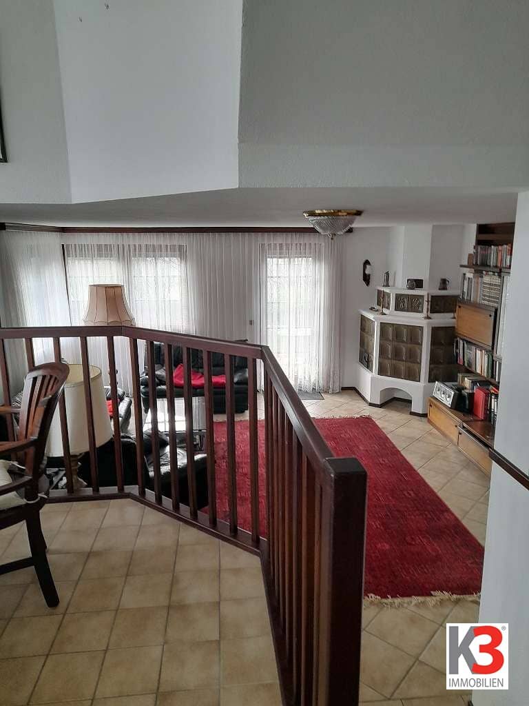 Gepflegte Doppelhaushälfte mit Garage und Garten