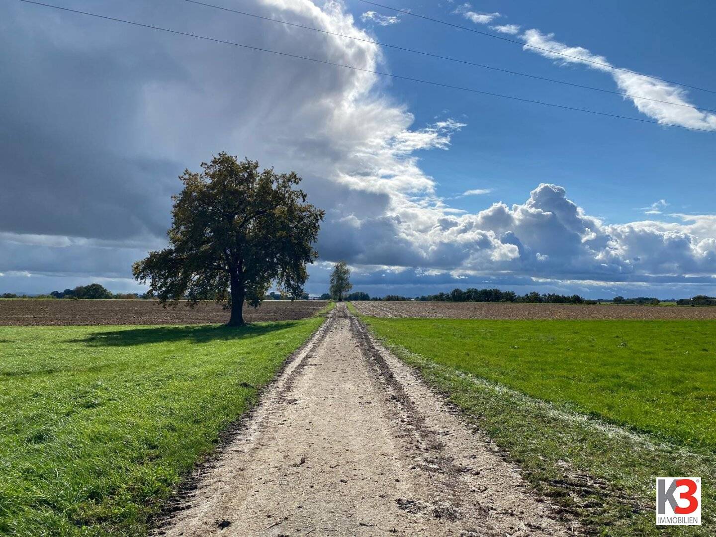K3 - Nähe Bad Füssing - alter 4 - Seitenhof mit ca. 15 ha besten ertragreichen Ackerboden!!! PANORAMALAGE