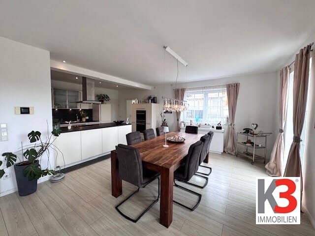 K3 - Großzügige Landhaus-Villa in Dorfbeuern