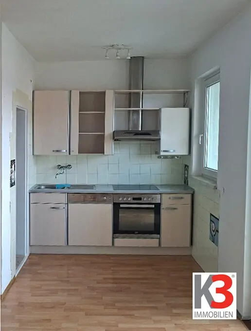 Wohnung im Süden mit Loggia nahe Hauptbahnhof