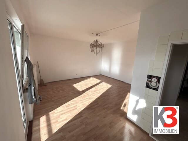 Wohnung im Süden mit Loggia nahe Hauptbahnhof