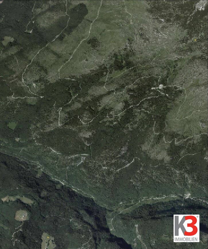 Baugrundstück in absoluter Ruhelage im Salzkammergut