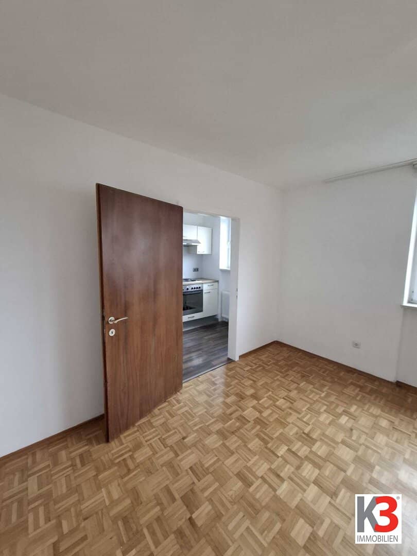 Wohnung sonnige ruhige Lage Einbauküche Keller