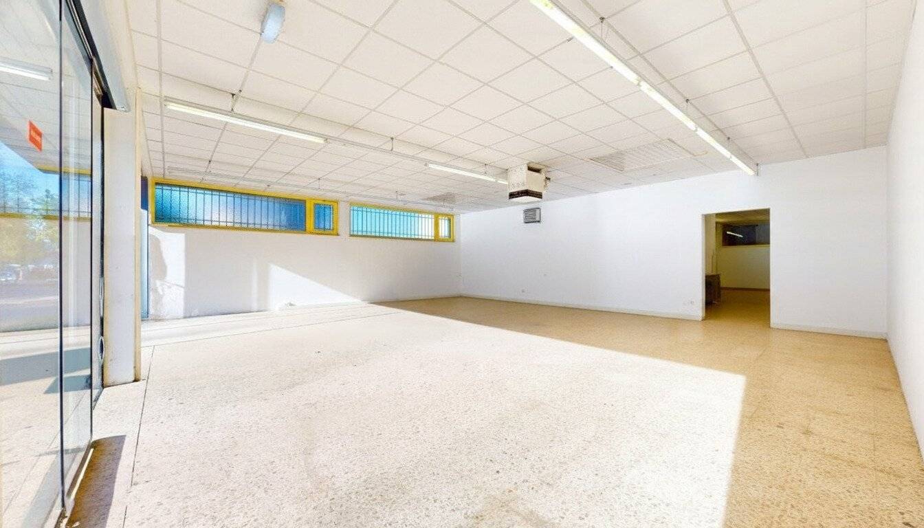Attractive Commercial Space in Viktring