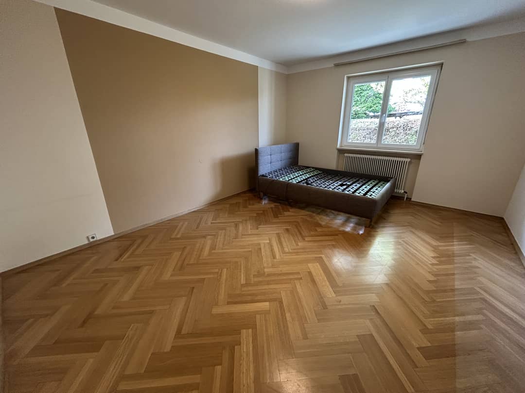 Schlafzimmer Raiffeisenweg 4 4073