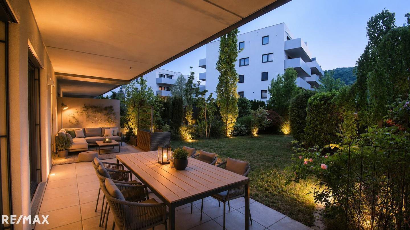 Wohnung mit Garten und Terrasse und moderner Küche