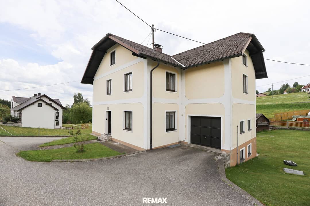 Zweifamilienhaus mit Potenzial in Lembach