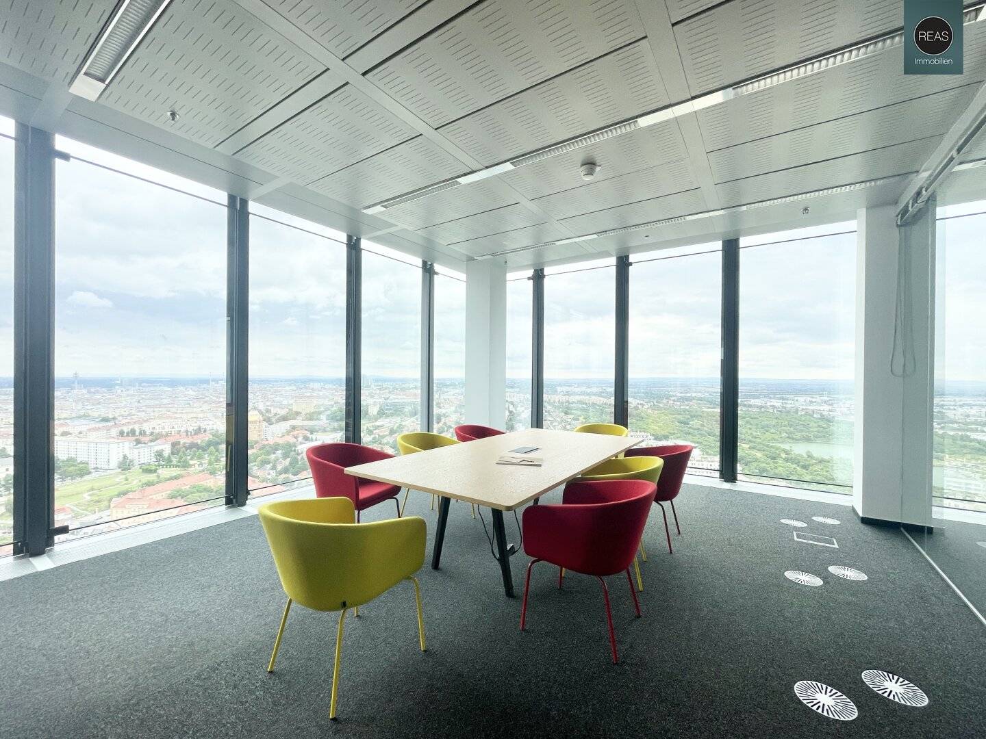Büroflächen im Hochhaus Wienerberg
