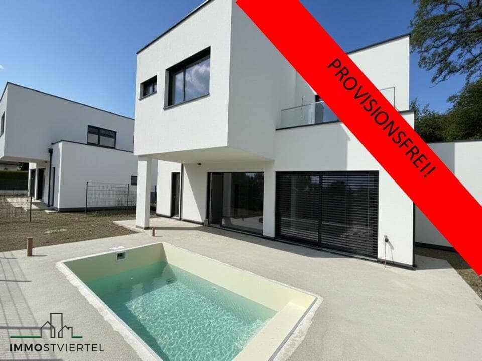 Neubauvilla mit Pool und Donaublick