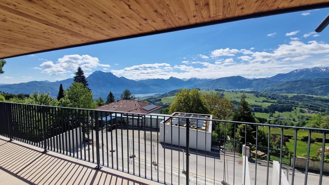 Wohnung mit Traunsee Panorama und Terrasse