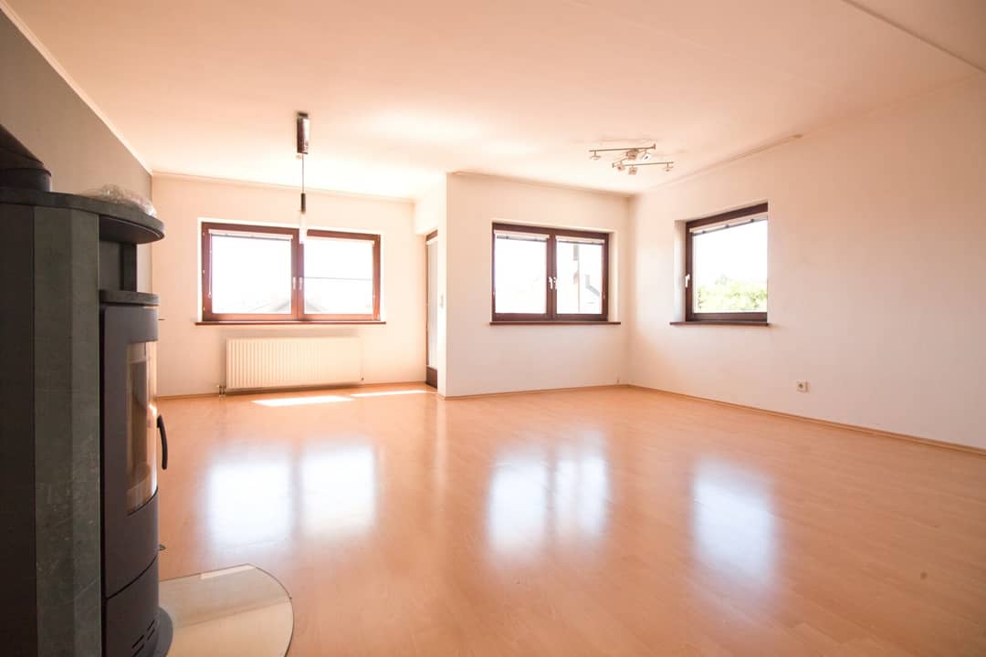 Lichtdurchflutete Maisonette mit Kamin in Bad Vöslau