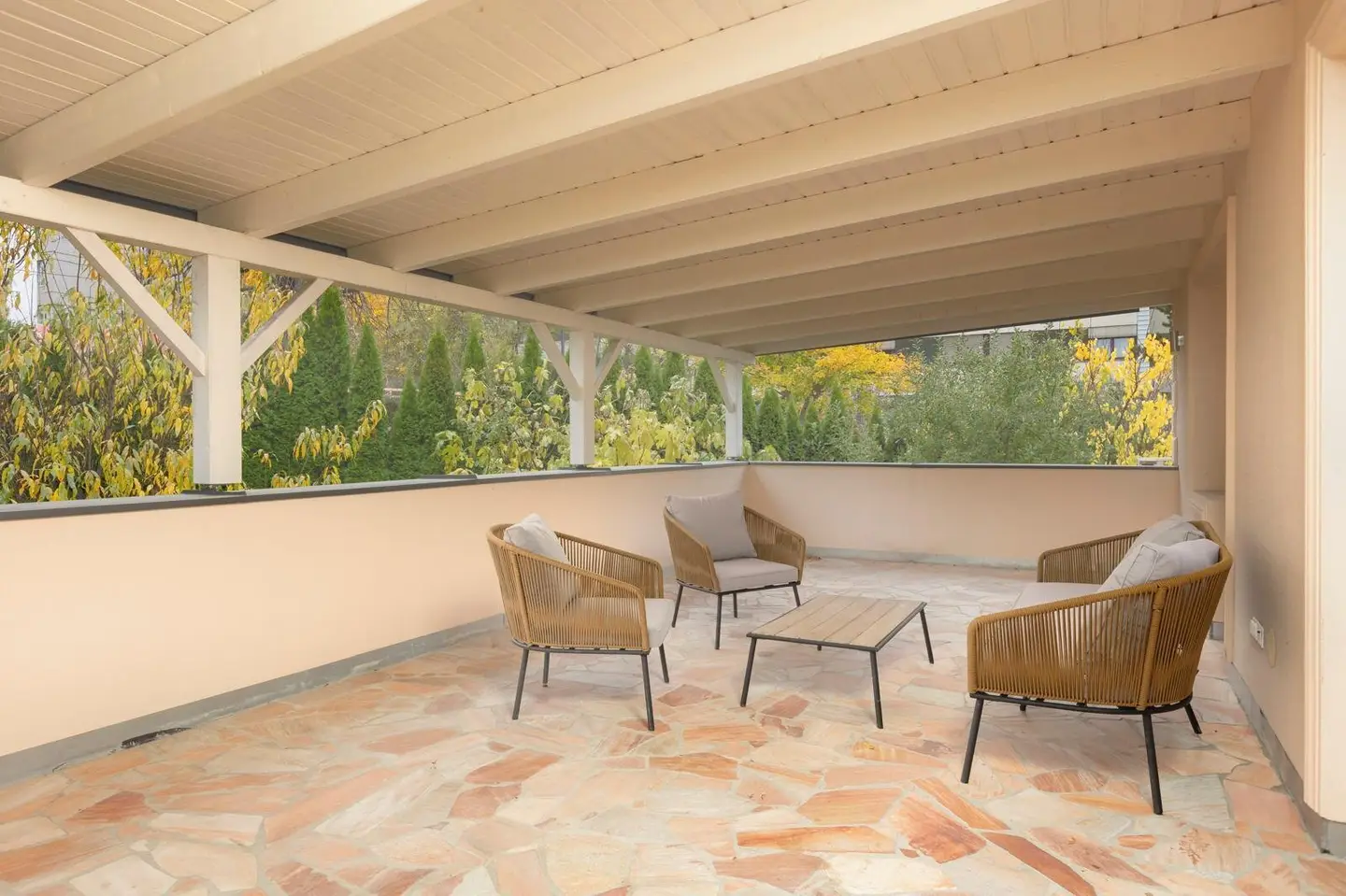 Familienvilla in Hietzinger Grünlage | 576 m² Grund | Garten &amp; Garage