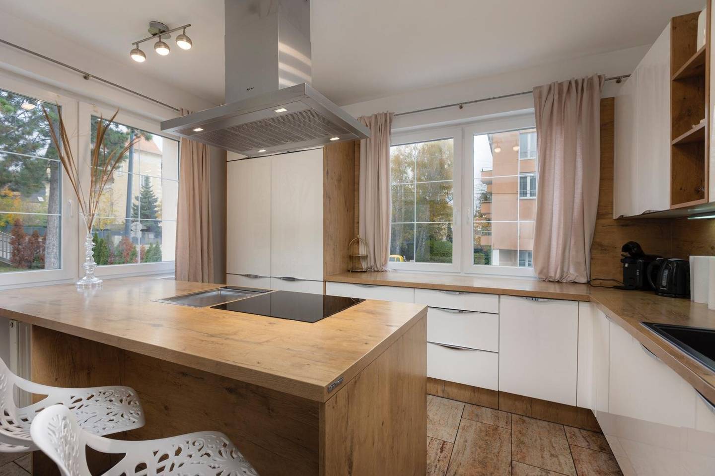 Family villa in best location Hietzing | 205 m² living area | 576 m² plot