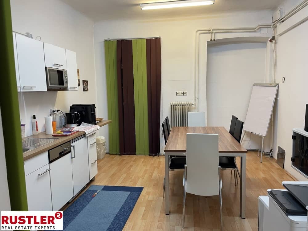 Büro/Geschäftslokal/Praxis