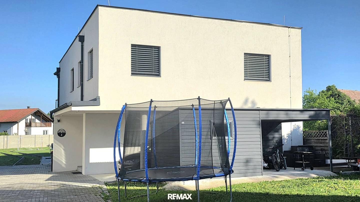 TOP TOP TOP - 6 Zimmer - neuwertig !!!