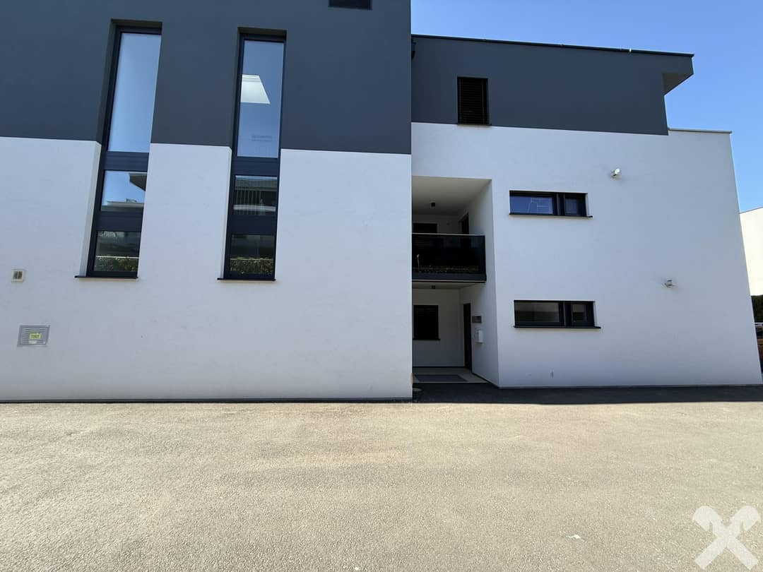 Überdachter Eingang
