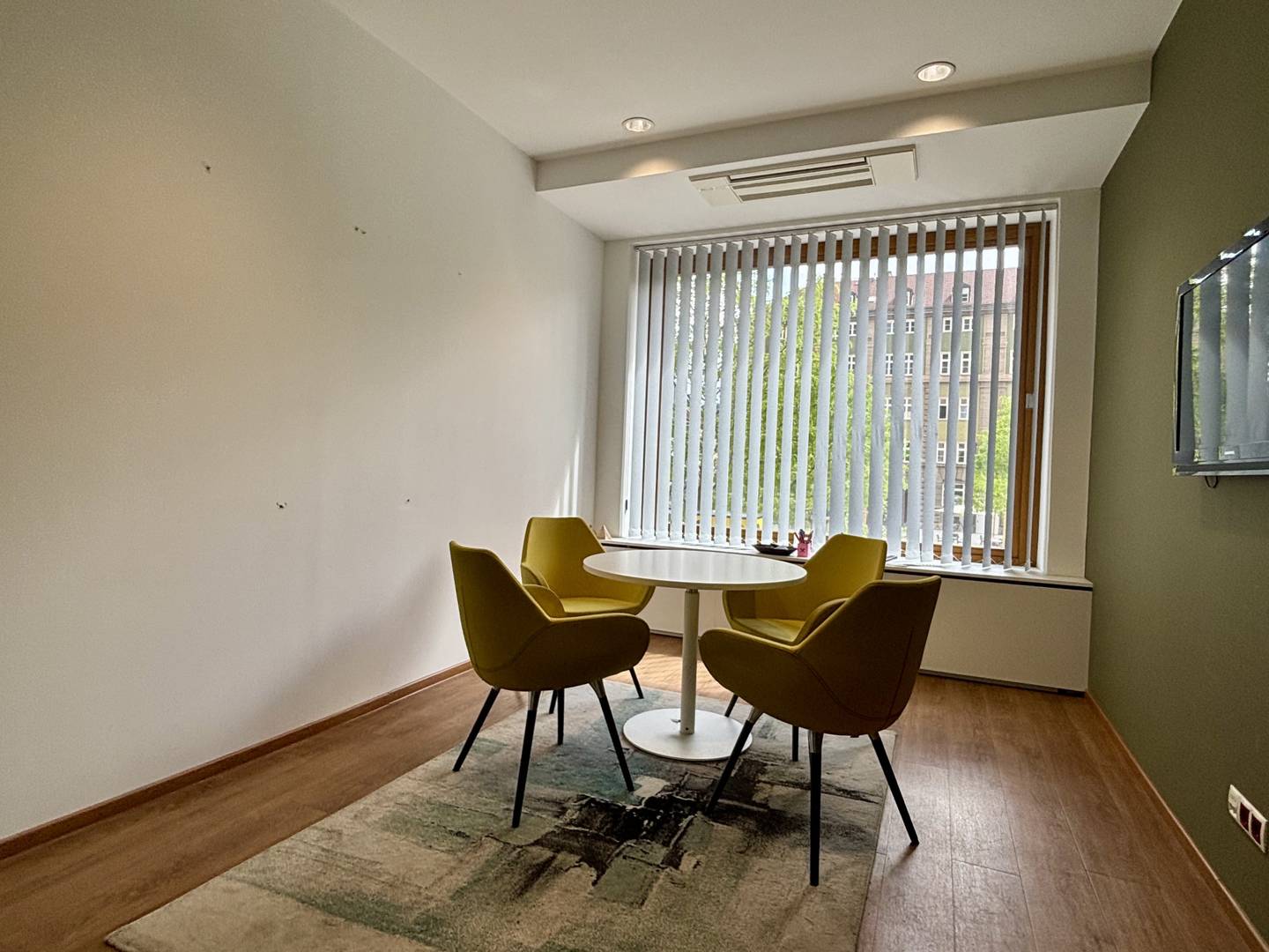 Attractive Commercial Space at Bozner Platz